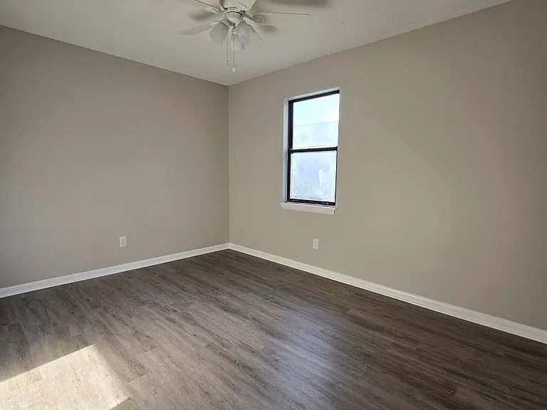 5704 Old Highway 54 — Photo 5