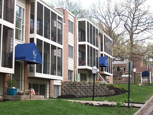 2nd image of 3350 Drew Ave N APT 1