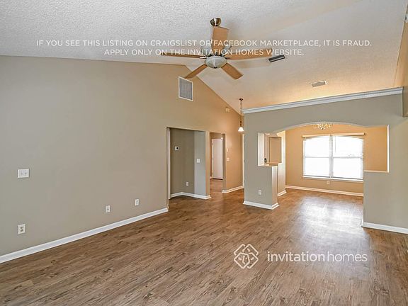 3rd image of 11572 Twin Oaks Dr