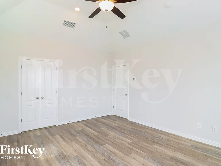 548 Pheasant Hill Ln — Photo 8