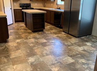 119 Lakewood Dr, Bastrop, TX 78602