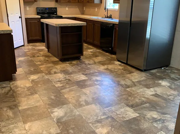 119 Lakewood Dr, Bastrop, TX 78602