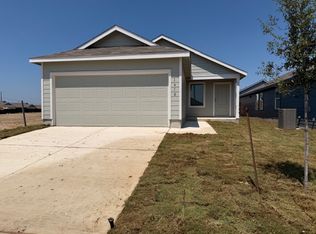 1610 Tiptop Mdw, New Braunfels, TX 78130