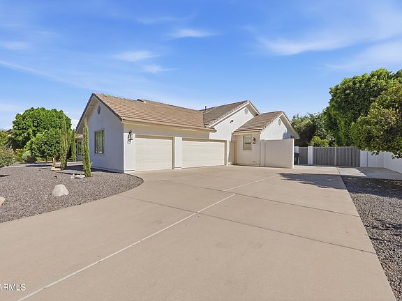 3rd image of 2251 N 32ND Street #7