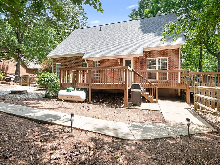 7309 Windy Pine Cir — Photo 25