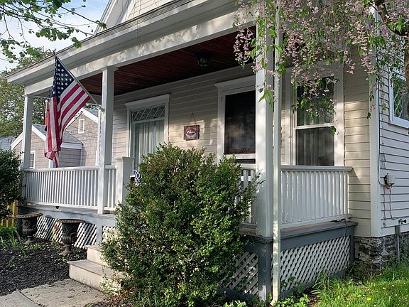 2nd image of 37 Susquehanna Ave