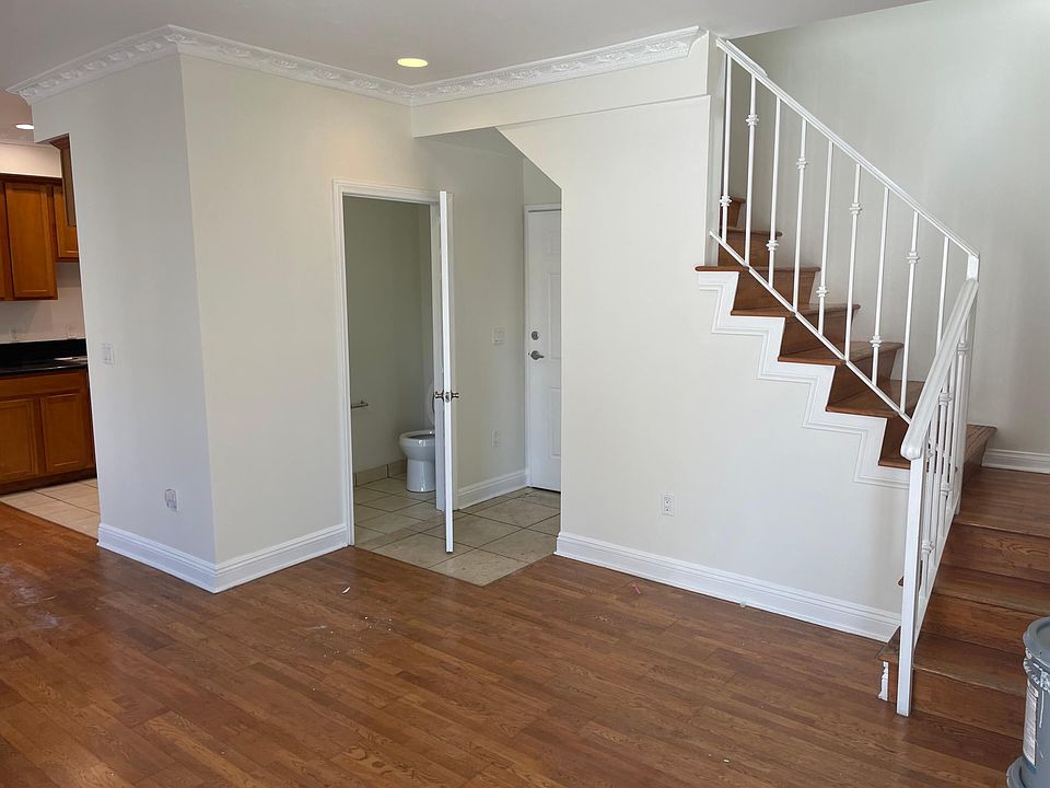 1st image of 14317 Friar St Unit 1