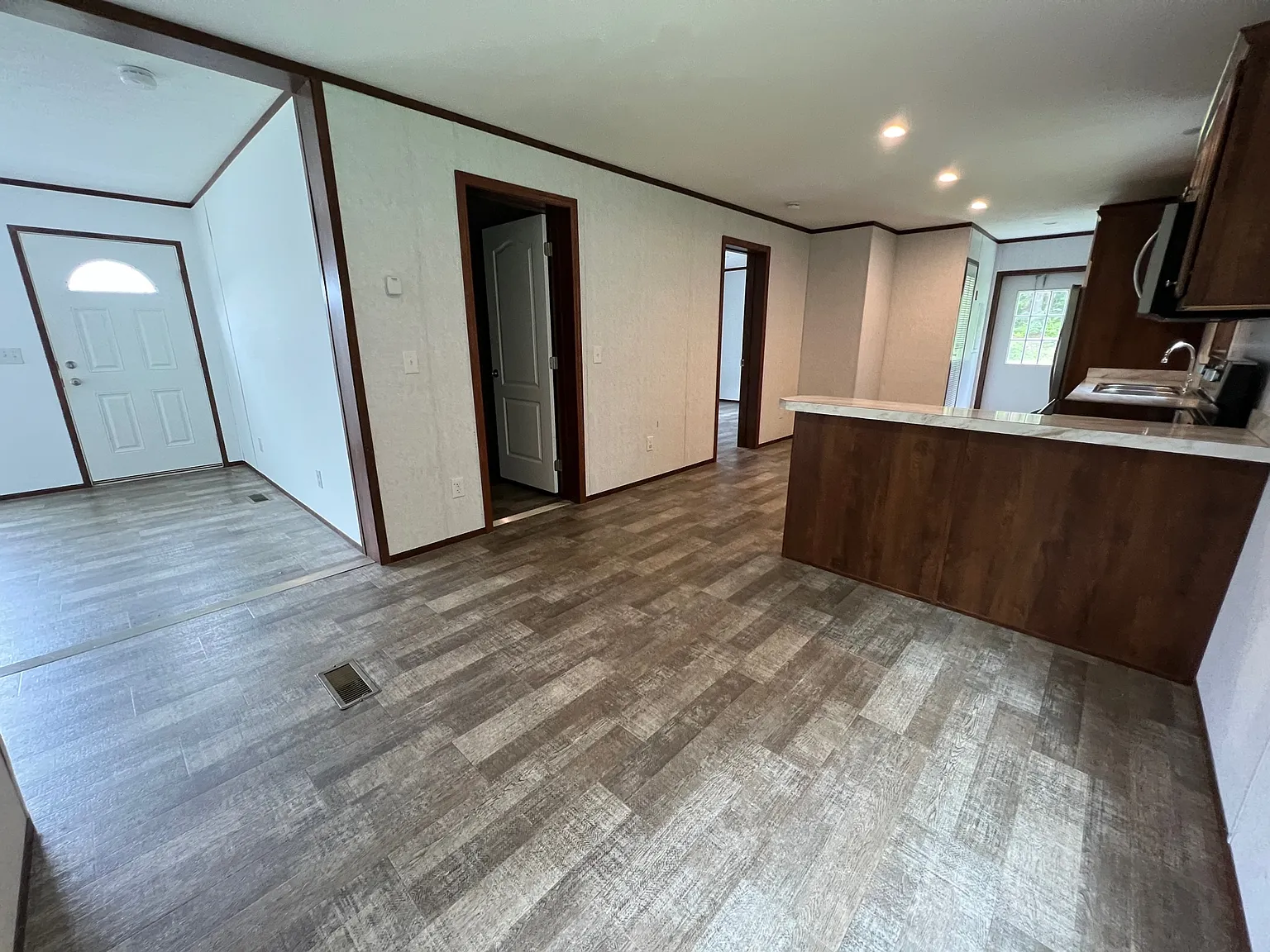 2 bed, 996 sqft, $2,399 — Photo 4
