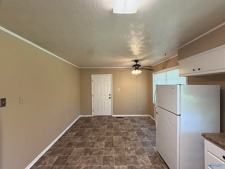 1802 Tunsel Rd SW — Photo 6