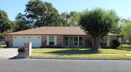 1st image of 707 Judy Ln