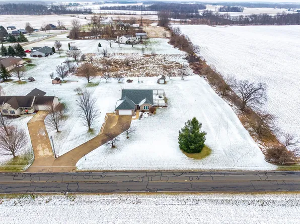 920 N 100 E, Angola, IN 46703