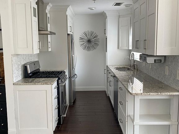 4th image of 2944 Prince Hall Dr #172/8