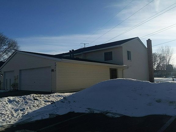 2nd image of 2933 69th Ln N