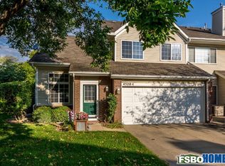 4520 104th St APT 1, Urbandale, IA 50322