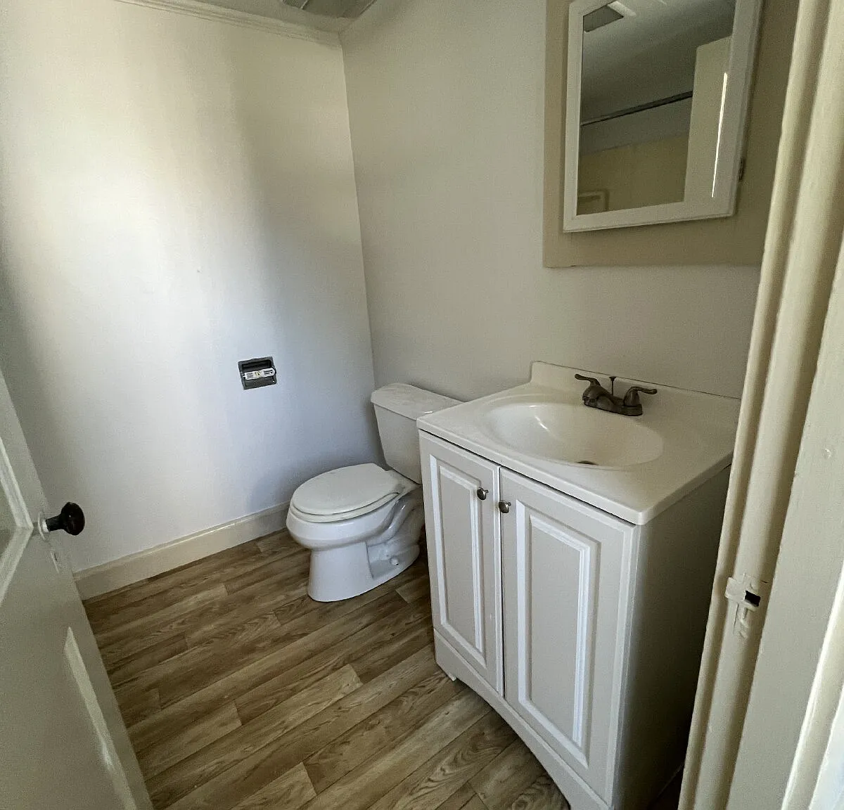 1 bed, 1.0 bath, $1,700 — Photo 4