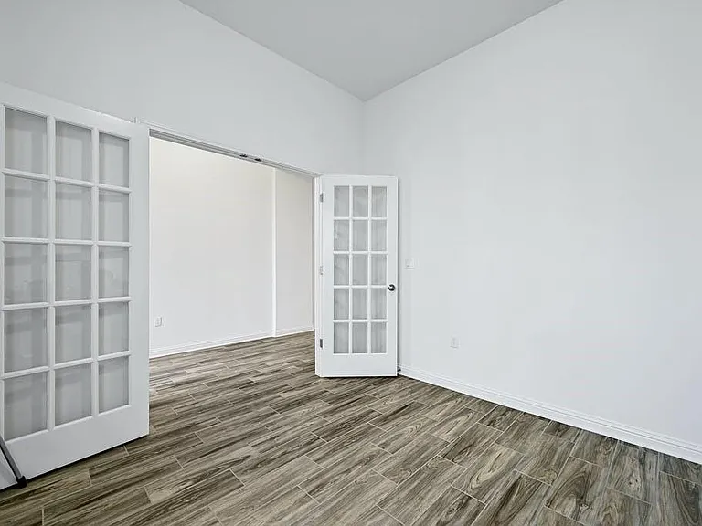 6725 Denia Dr — Photo 6
