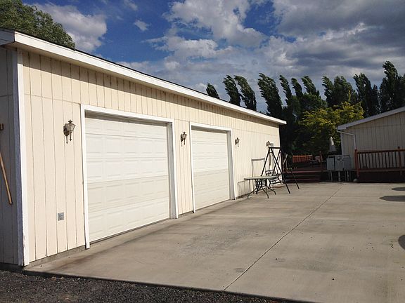 4th image of 11058 Montezuma Dr NE