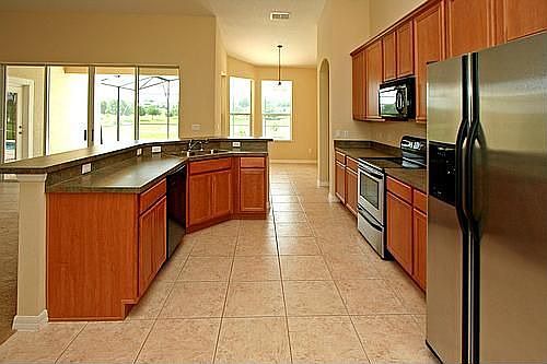 Upgraded kitchen with separate breakfast room area