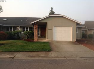 2714 Dayna Ln, Eugene, OR 97408