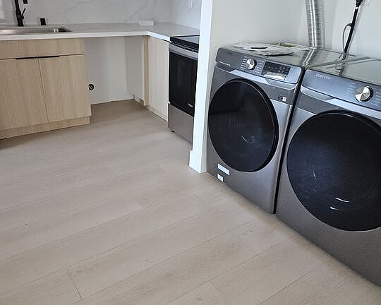 4th image of 603 W West 46th St #3/4