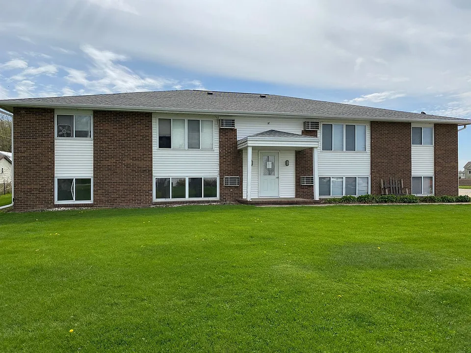 203 9th Ave