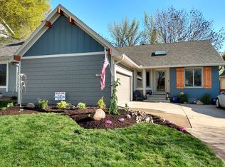 715 NE Burning Tree St, Lees Summit, MO 64064