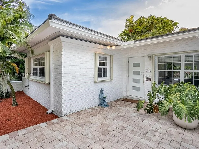 1418 Cordova St — Photo 16