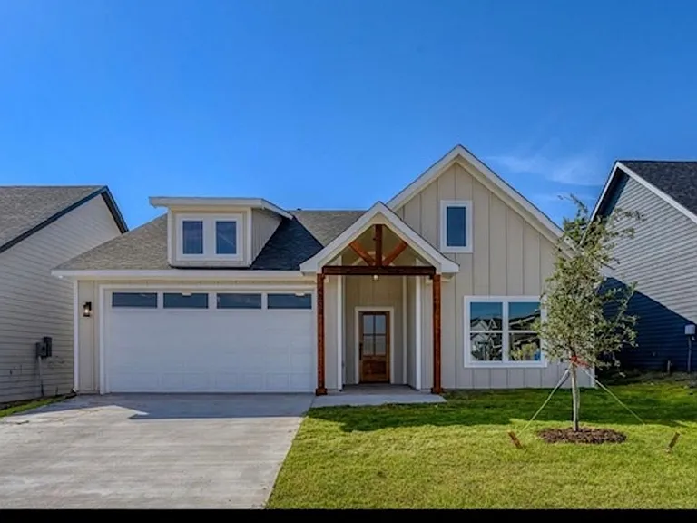 4808 Dry Creek Rd — Photo 1