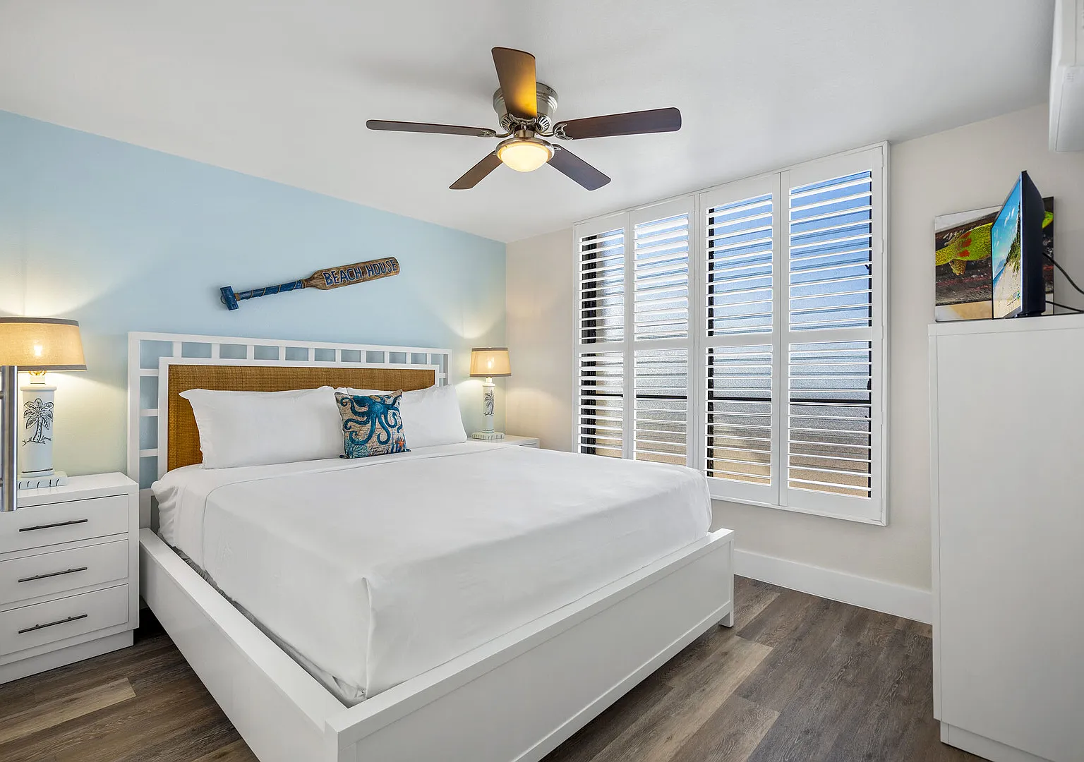 Kihei Akahi D-515: Newly Renovated Ocean View, No Carpet, 3 Zone Split — Photo 4