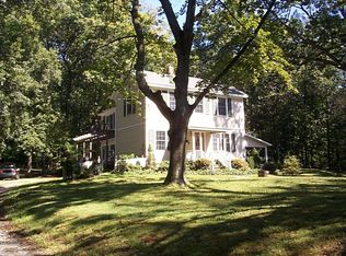 12 Hill And Dale Rd, Lebanon, NJ 08833