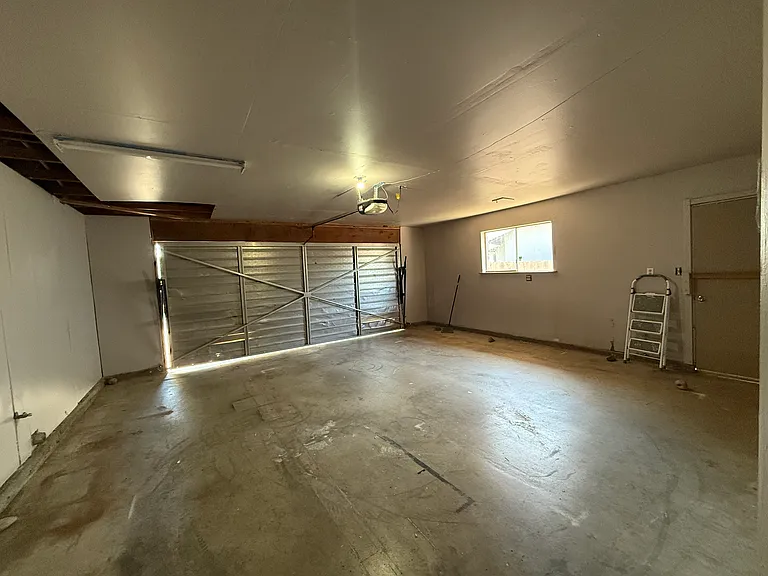 4914 W Feemster Ave — Photo 20