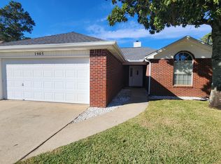 1905 Summer Hills Ln, Fort Walton Beach, FL 32547