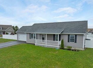 77 Rolling Hills Dr, Tilton, NH 03276