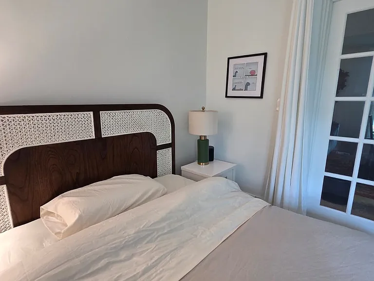 605-2 N 70 E — Photo 17