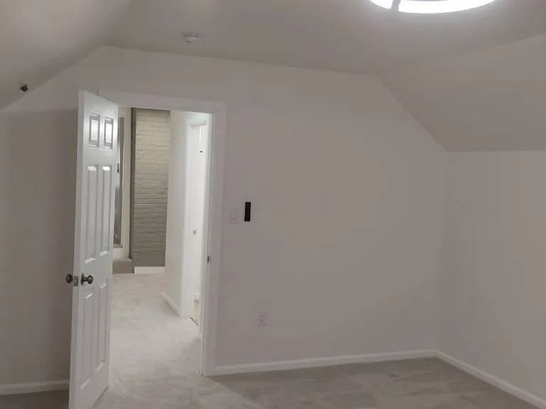 6015 Hosmer Ave — Photo 51