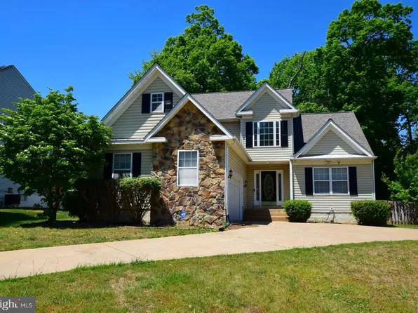 3 Colonel Colin Ct, Stafford, VA 22554