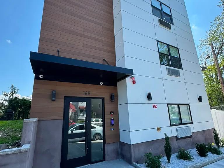 167 Fair St — Photo 1