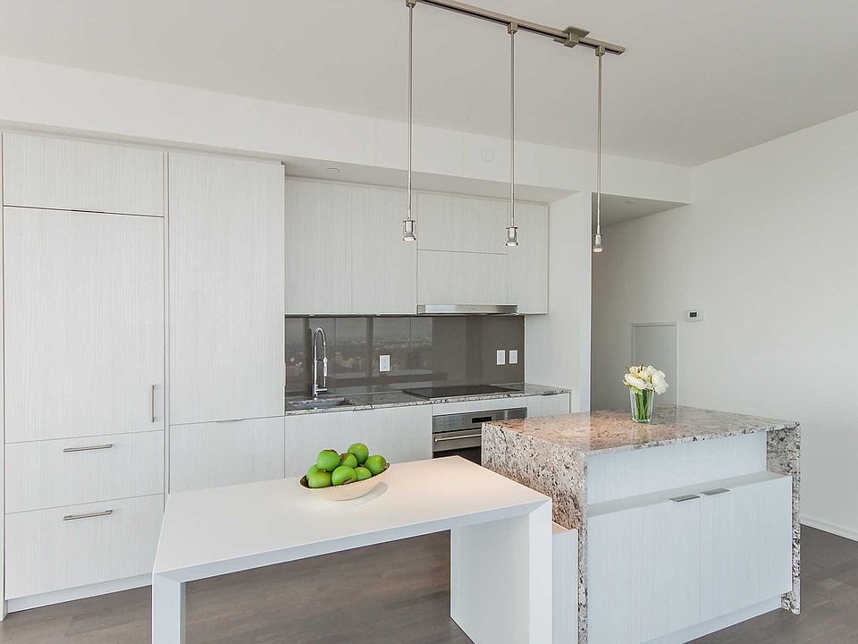 2nd image of 1 Bloor St E #6001