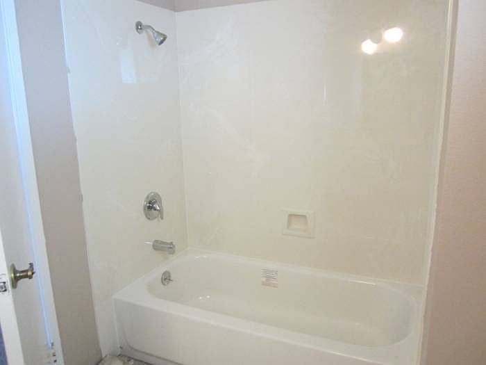 Upstair Hall Bath