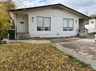 219/221 NW 13th St, Pendleton, OR 97801