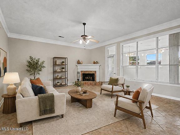 4th image of 7443 Acree Ln