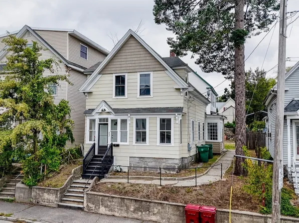 557 Chelmsford St, Lowell, MA 01851