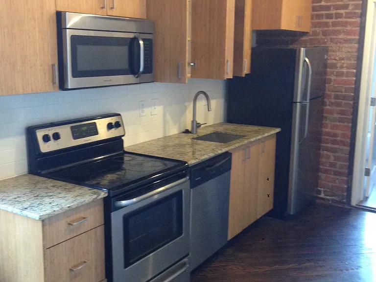 212 E. Leigh St. — Photo 21