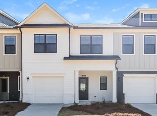 866 Calvin Park Dr, Ball Ground, GA 30107