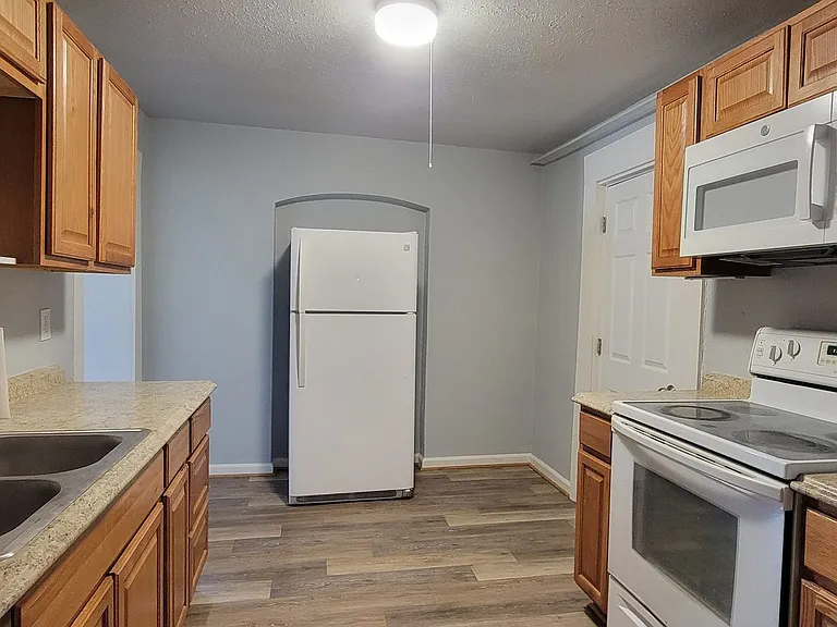 408 Rudd Ave — Photo 18
