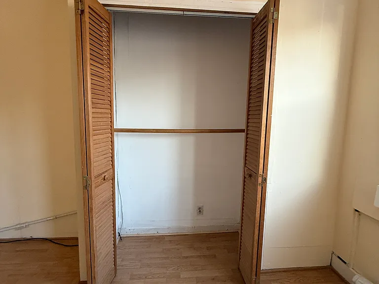 161 Front St #1 — Photo 9