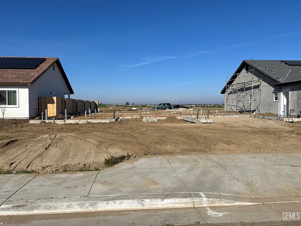 1st image of 720 Sammy Way