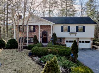 488 Sherwood Dr, White Sulphur Springs, WV 24986