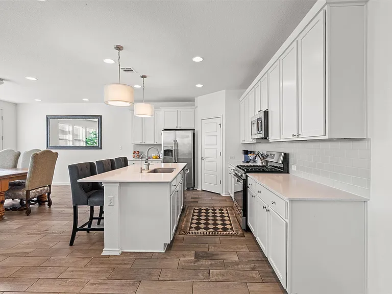 9107 Moonstone Dr — Photo 6
