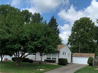 67 Northland Dr, Decatur, IL 62526